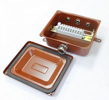 Коробка У614А УХЛ1.5 с латунными сальниками ЗЭТАРУС zeta30321